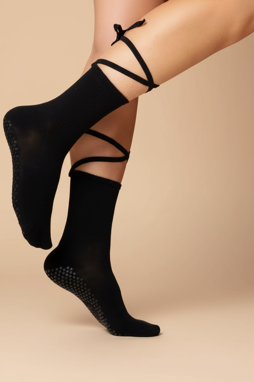 AURA Flow Grip Socks