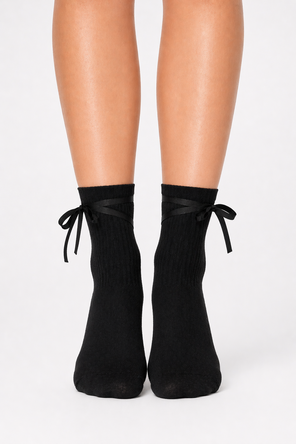 AURA Flow Grip Socks