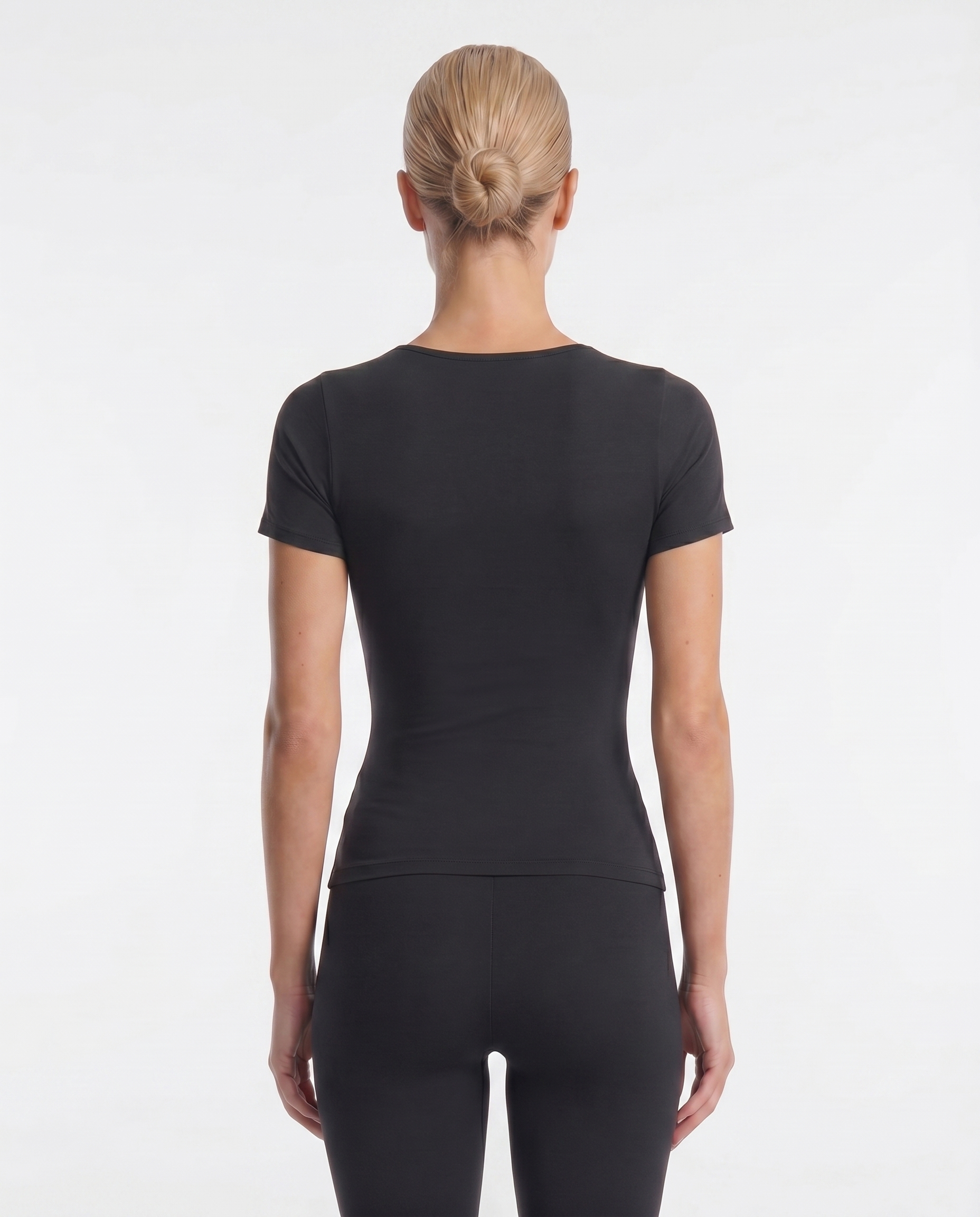 AURA Essential T-Shirt